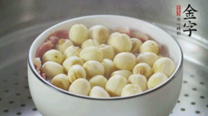 上鍋大火蒸1小時(shí)。