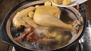 出國前加少許鹽，撒上蔥花即可。