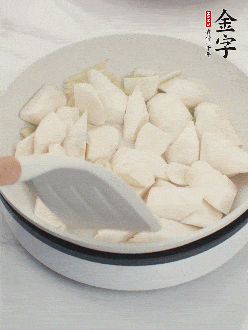 加茭白煸炒。