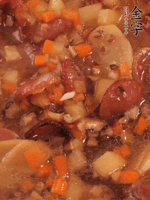 加大半碗水，沒過大部分食材